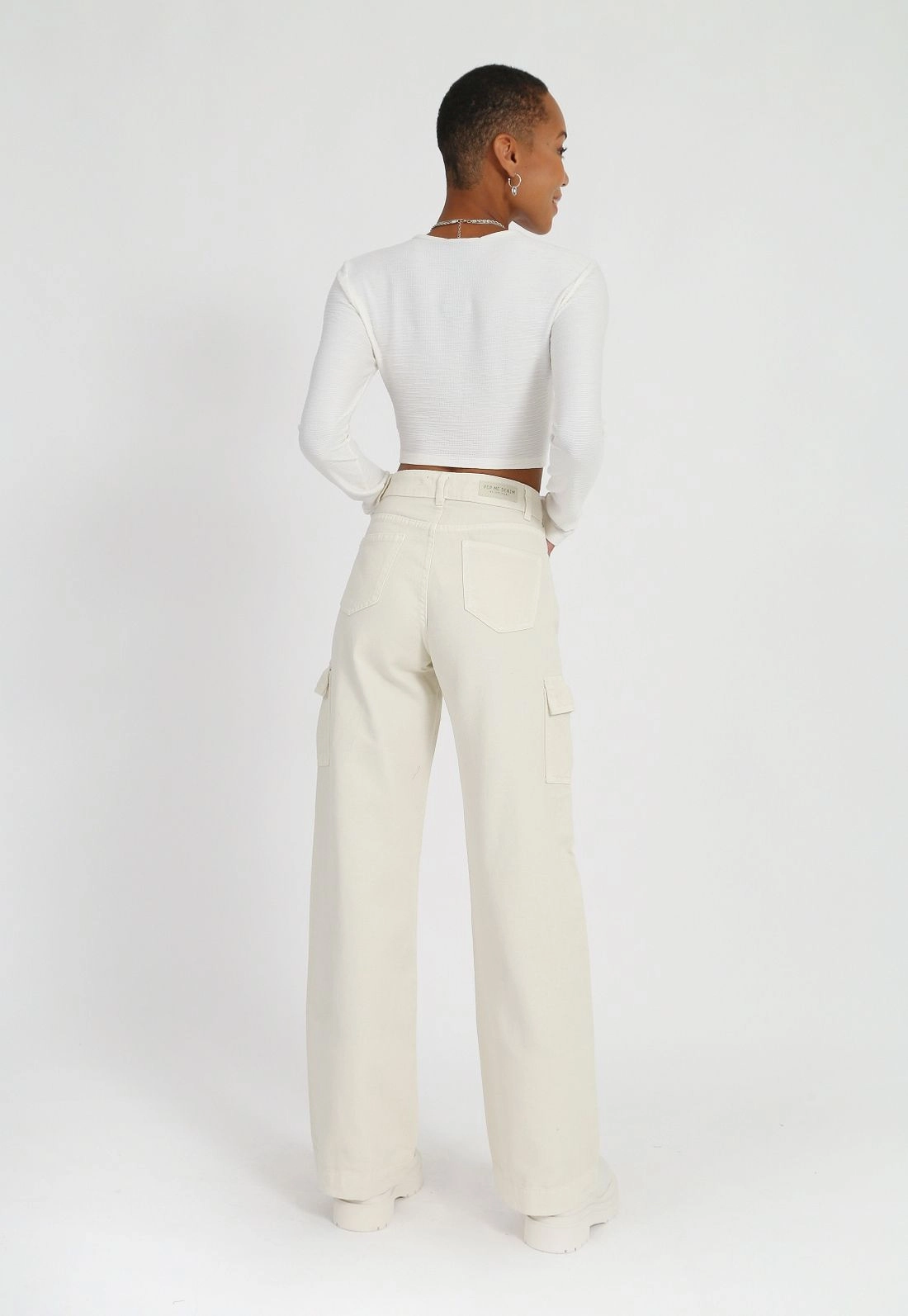 Calça Sarja Wide Leg Bolso Cargo