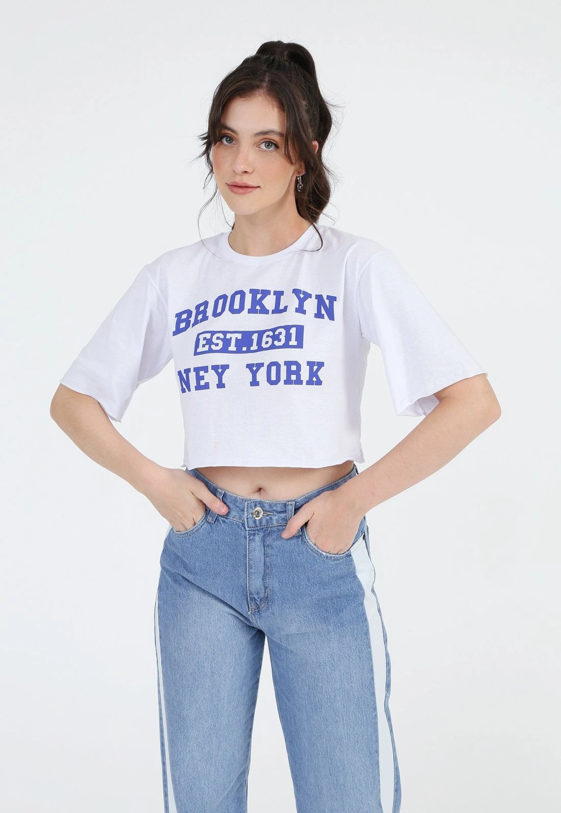 Blusa Cropped Manga Curta Brooklin