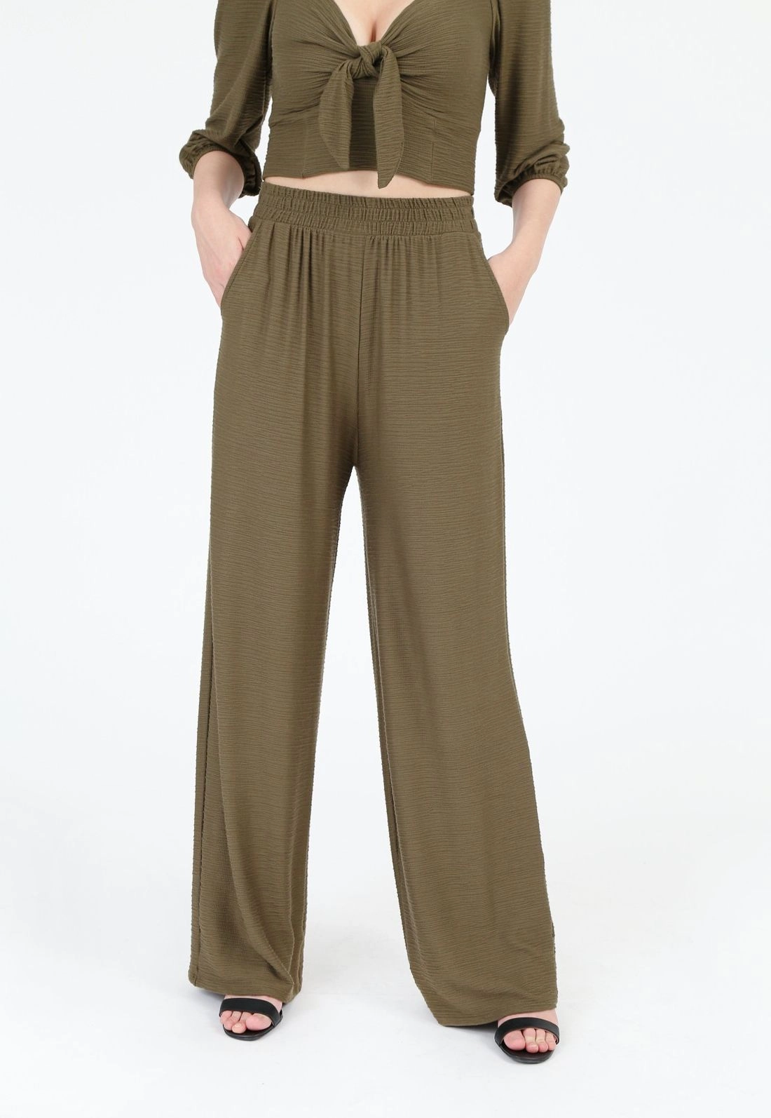 Calça Malha Pantalona Bolso