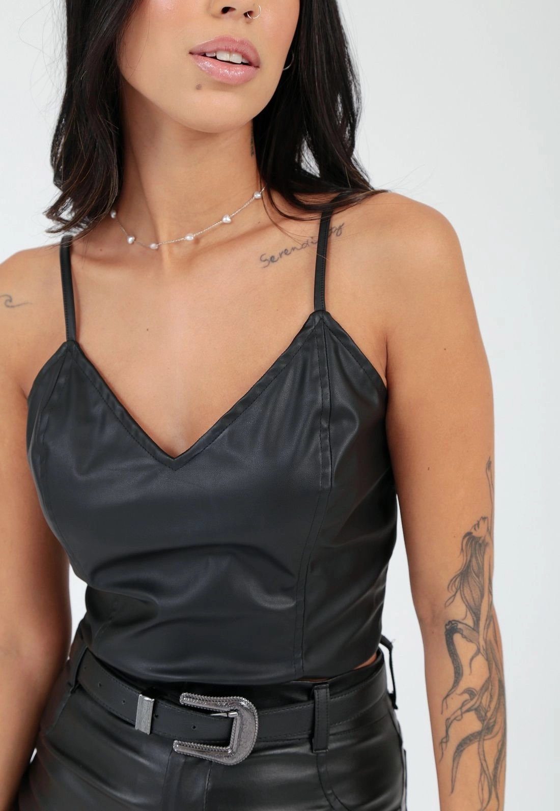 Blusa Cropped Couro Sintético