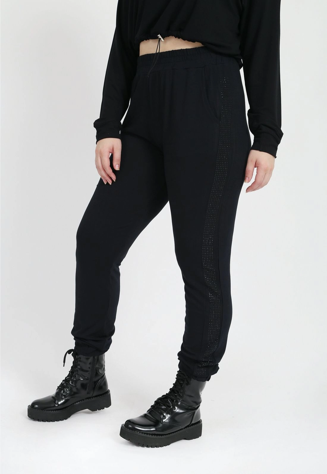 Calça Jogger Aplique