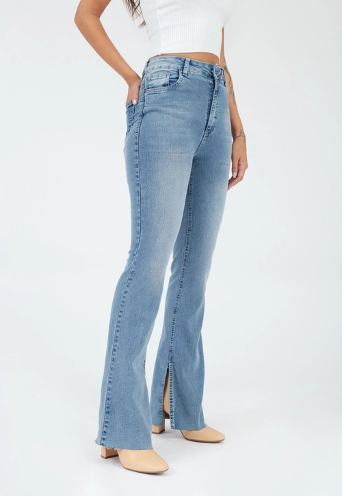 Calça Jeans Flare Fenda