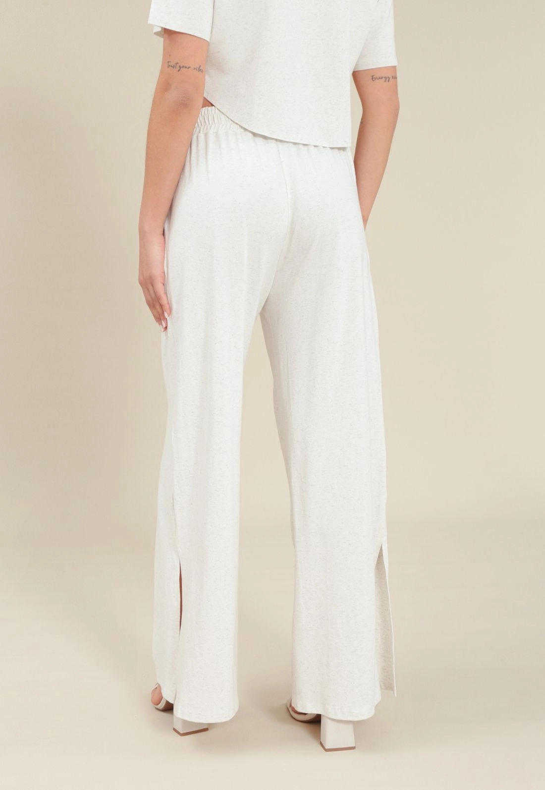 Calça Wide Leg Em Malha Linho Bolso