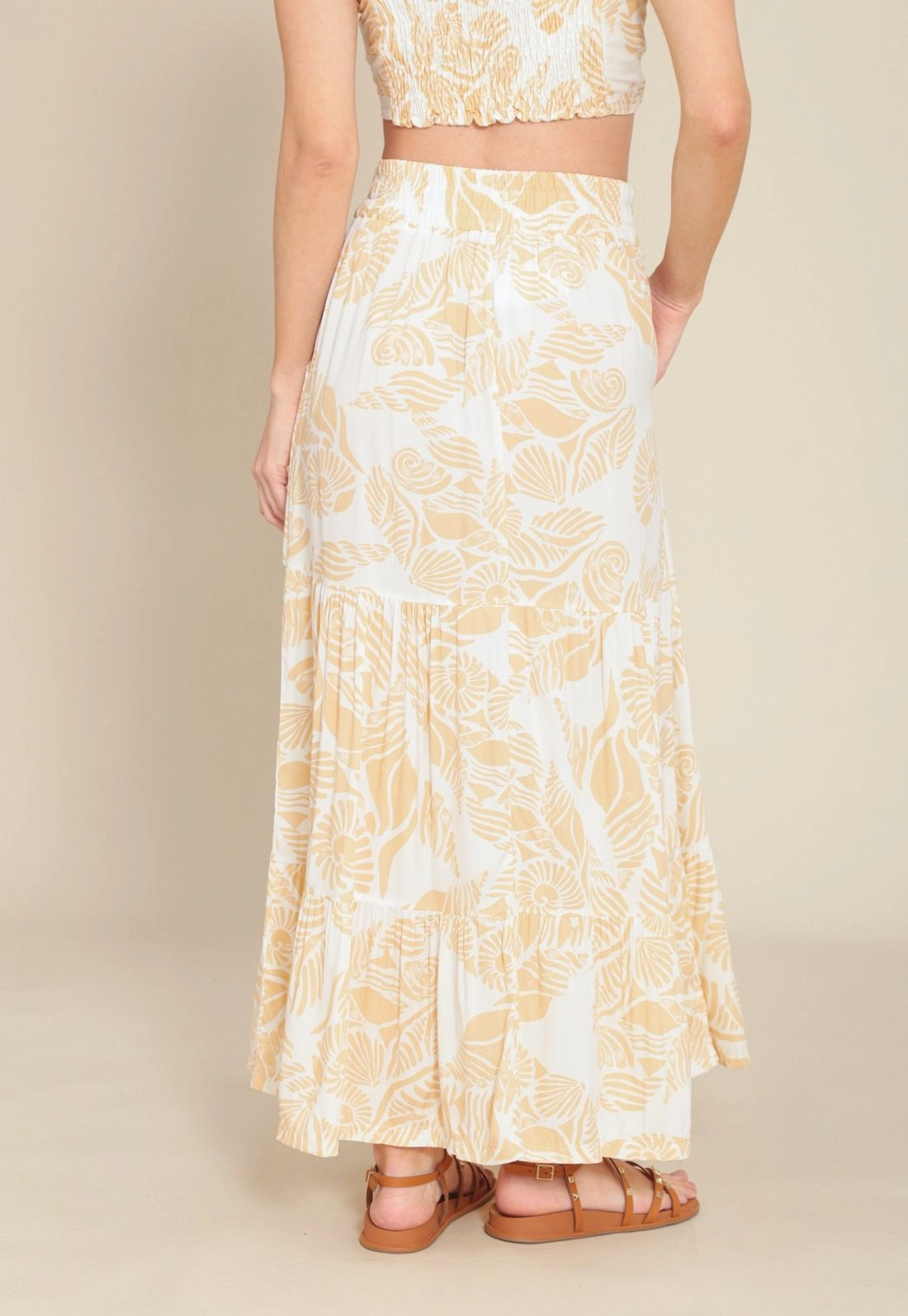 Saia Midi Em Viscose Recortes Fenda Bolso Estampa Conchas