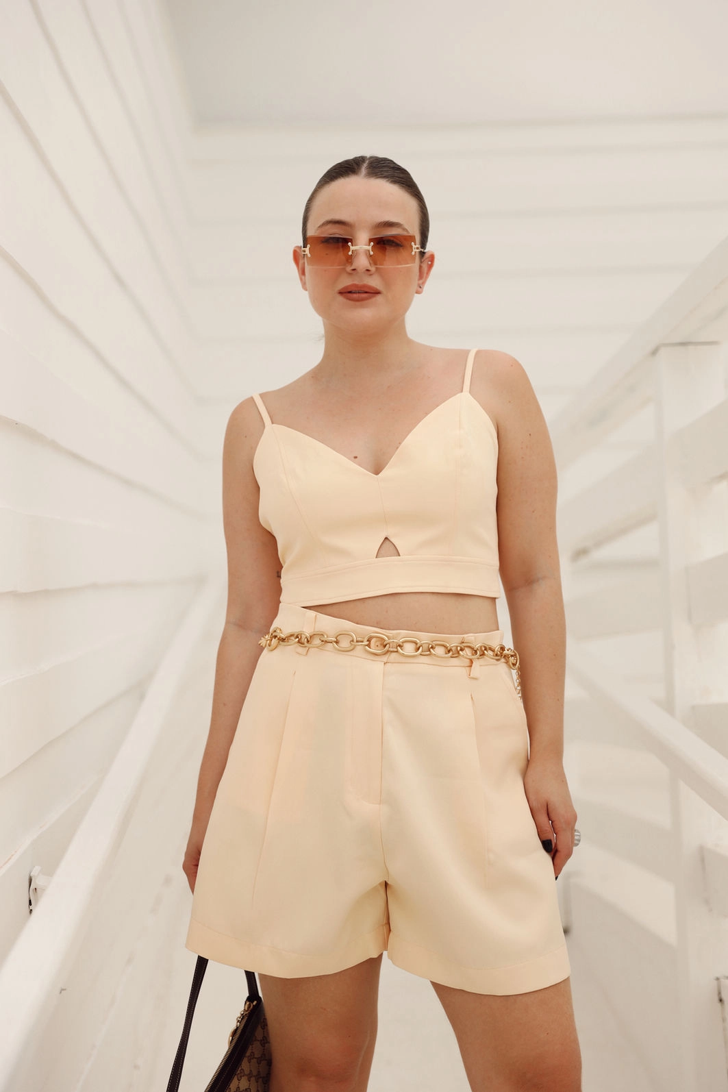Short Alfaiataria Com Prega E Bolso Faca