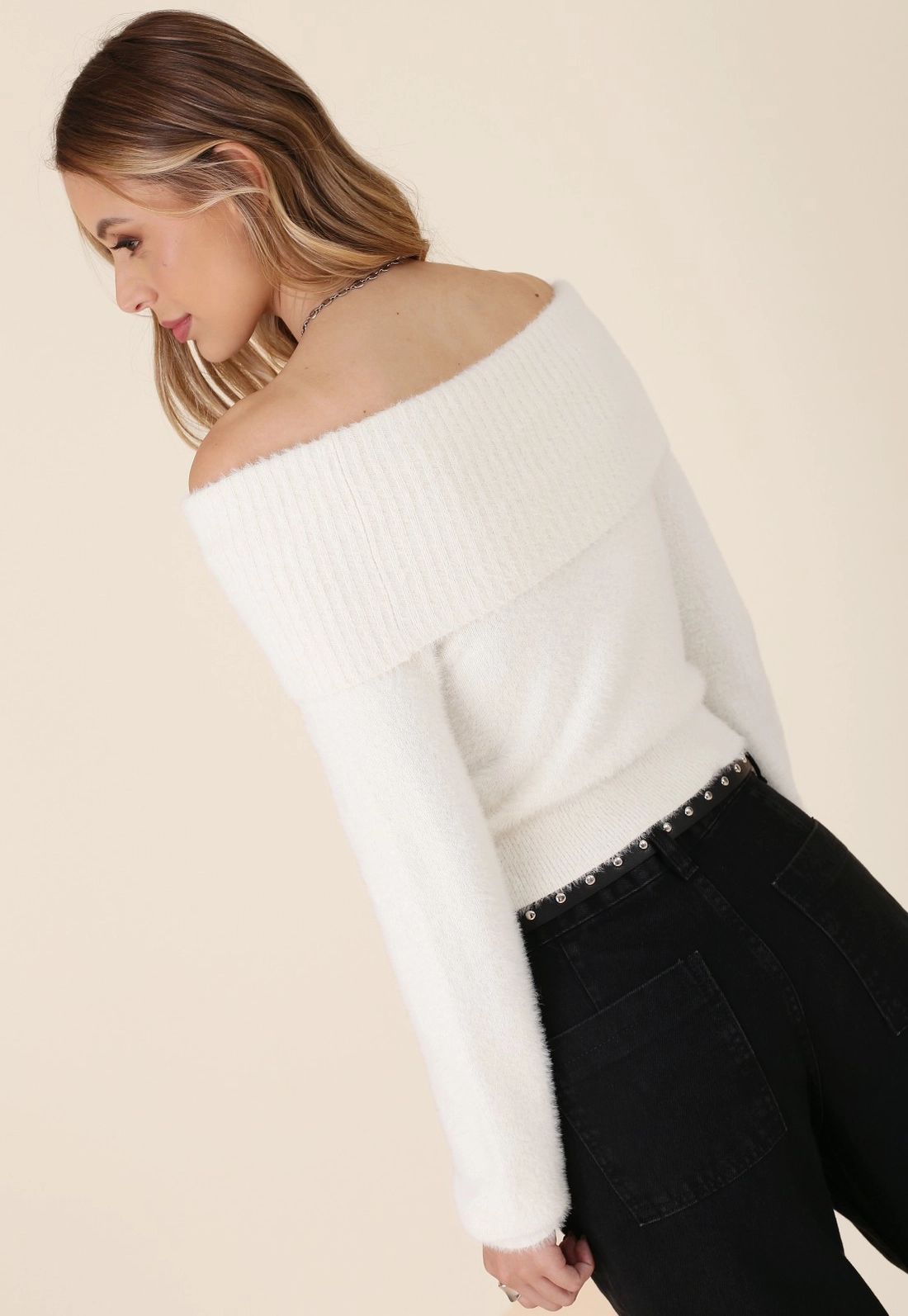Blusa Tricô Pelinho Ombro A Ombro
