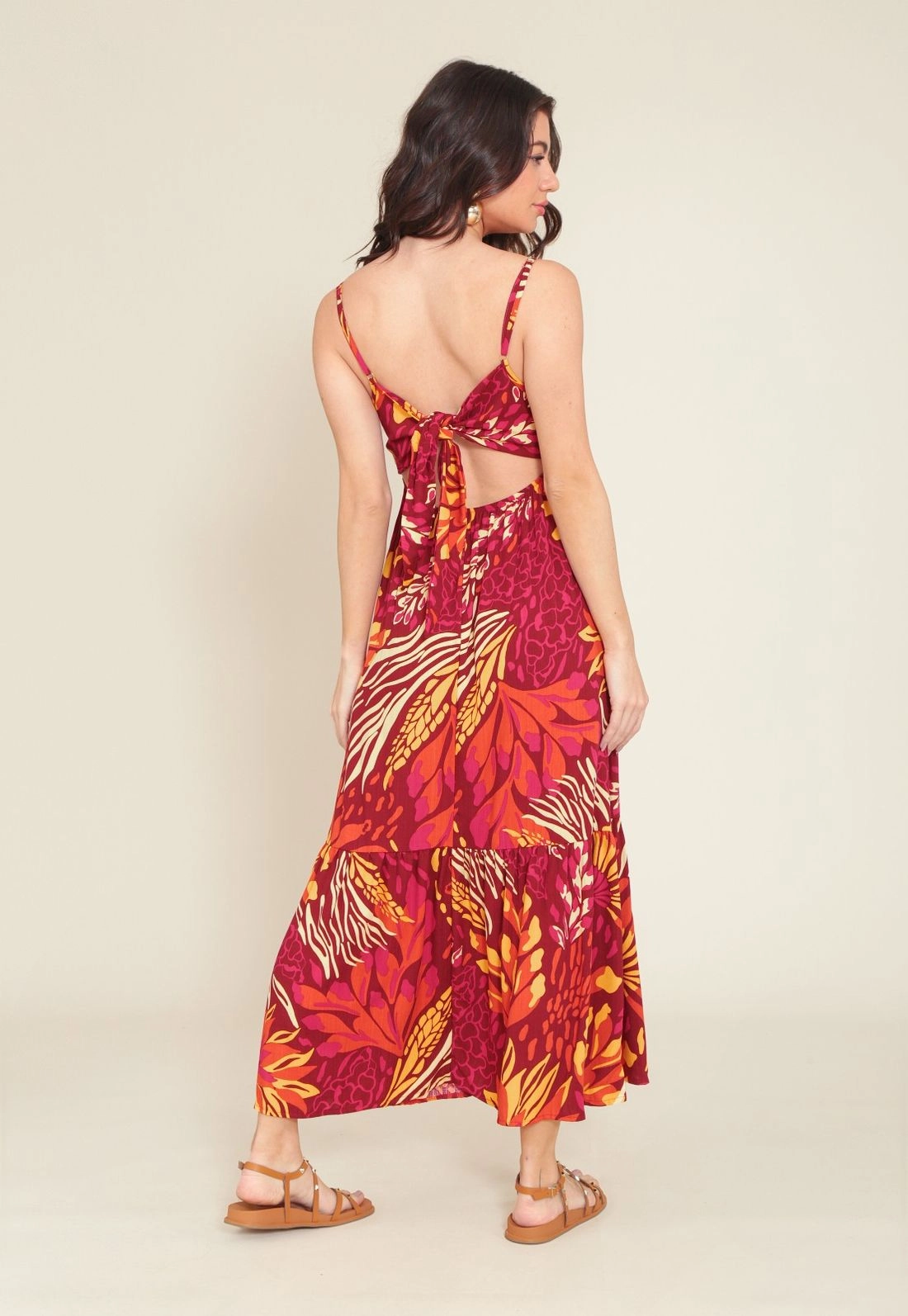 Vestido Midi Em Viscose Alça E Recorte Estampa Flower Power
