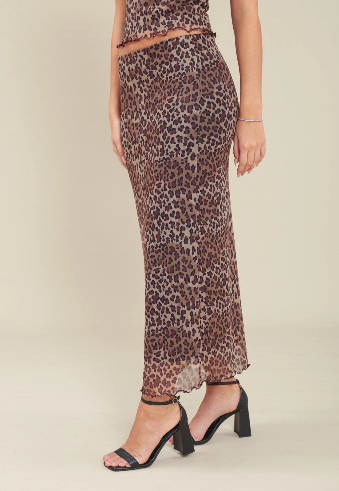 Saia Midi Tule Com Estampa Leopardo