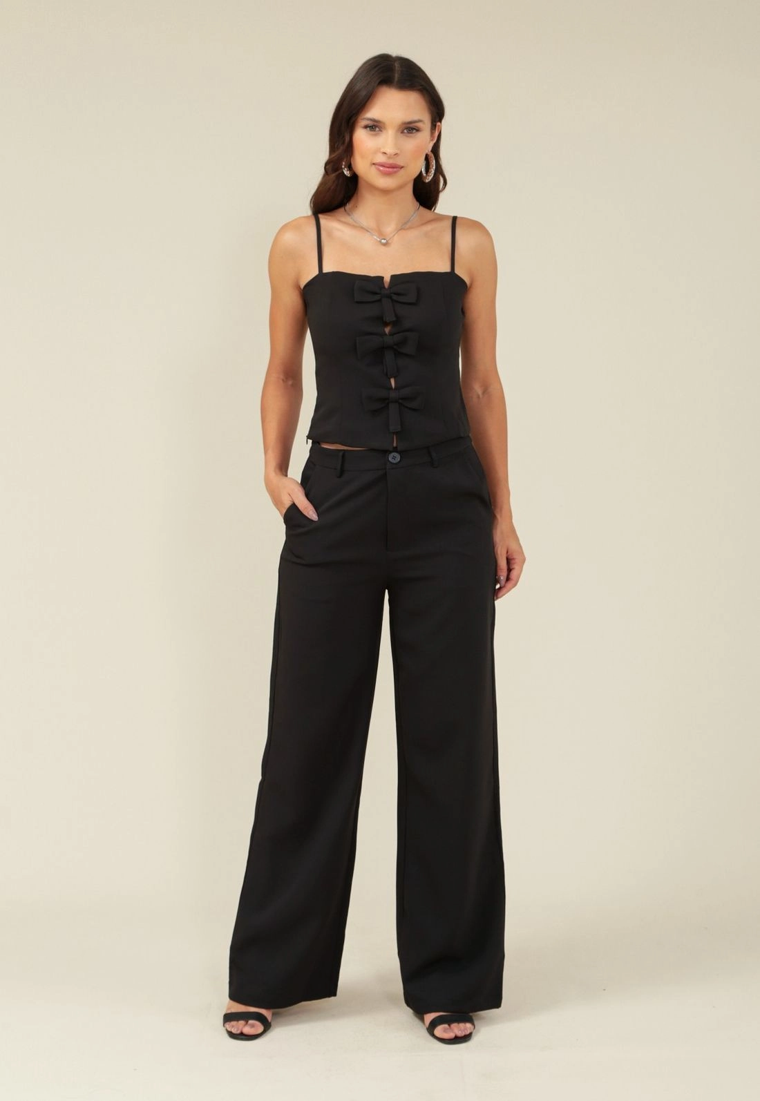 Blusa Com Alça E Laços Em Alfaiataria