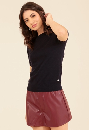 Blusa Tricô Manga Curta Decote Redondo