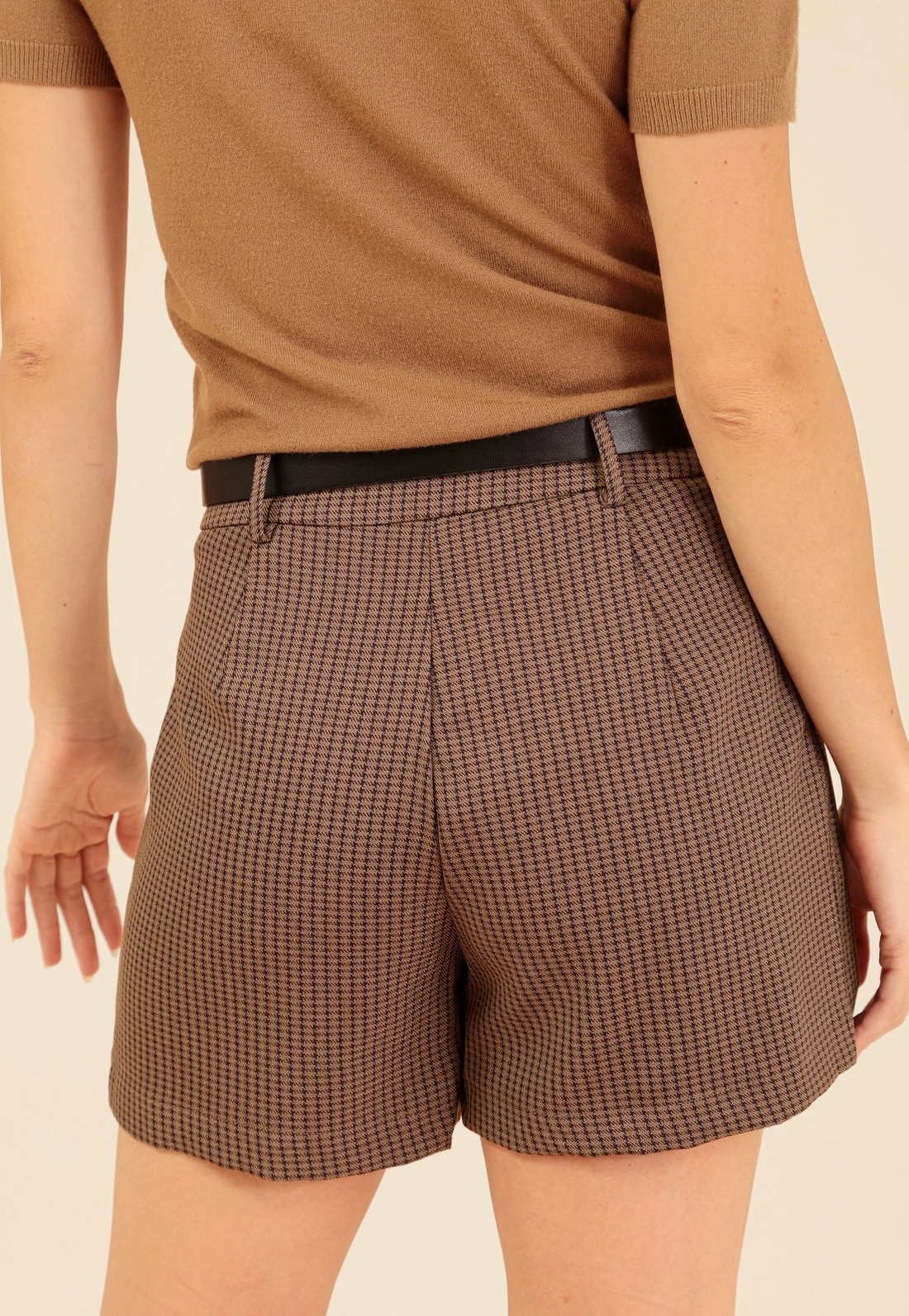 Shorts Saia Em Alfaiataria Xadrez