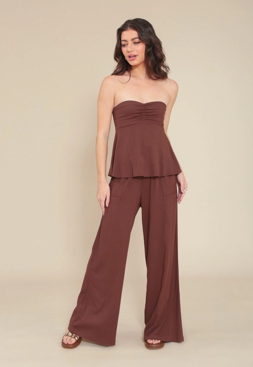 Calça Pantalona Em Viscolinho Com Bolso