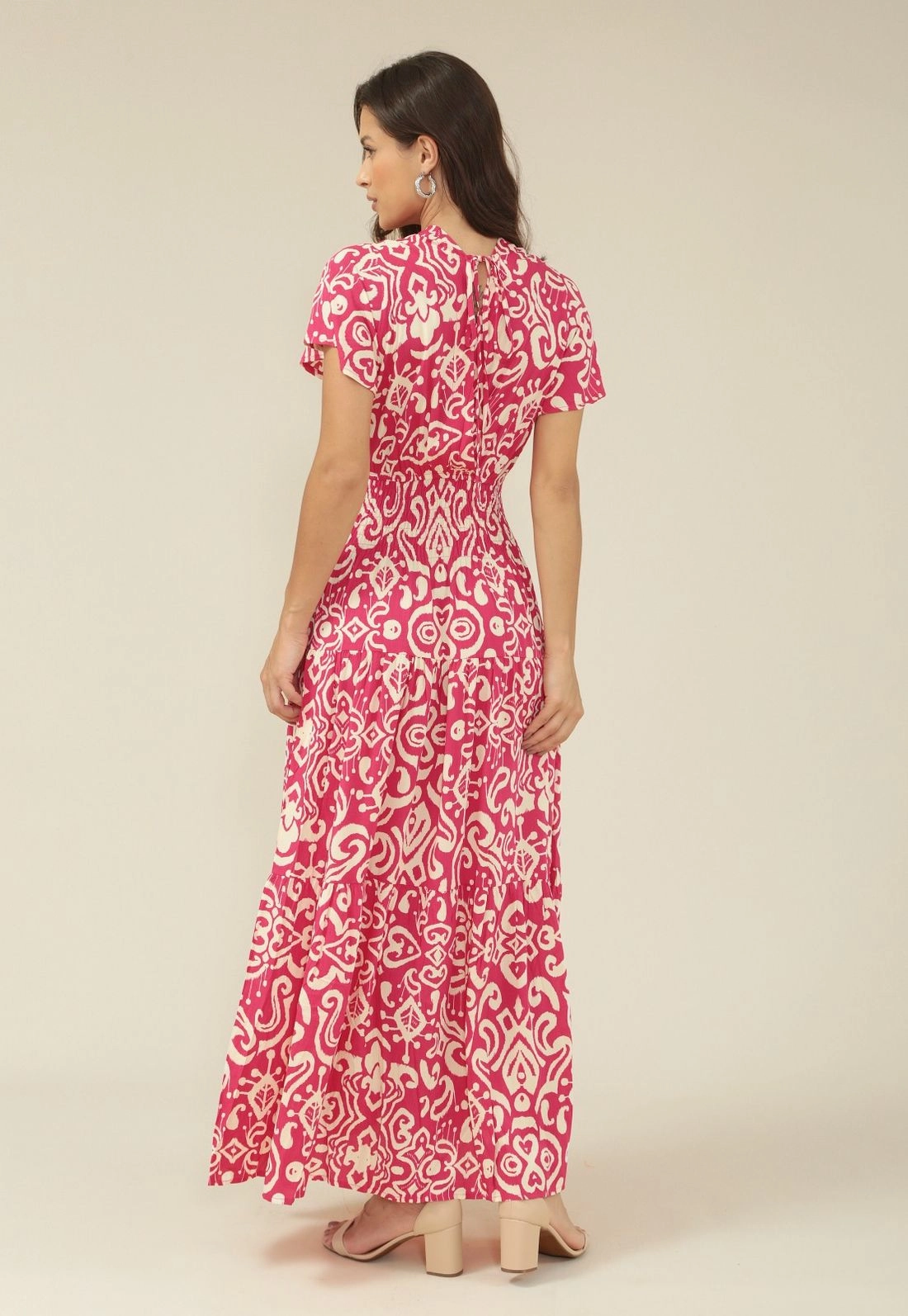 Vestido Longo Em Viscose Manga Curta Decote V Estampa Bicolor