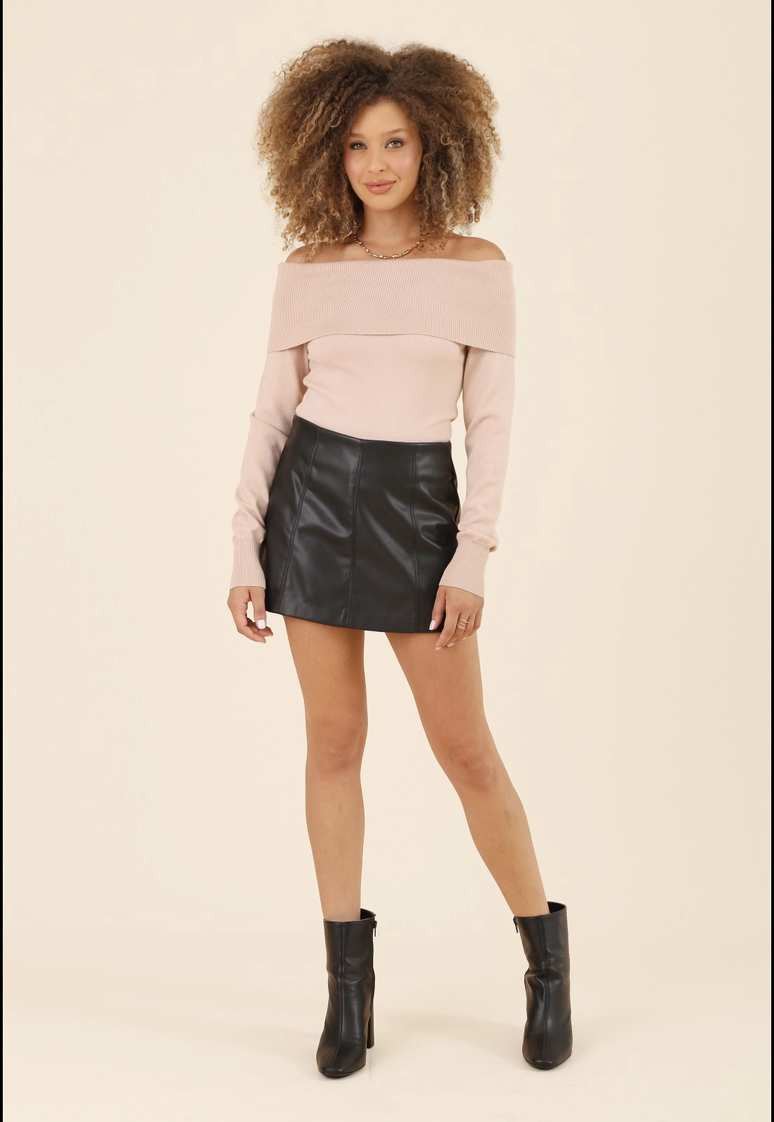 Blusa Tricô Manga Longa Ombro A Ombro