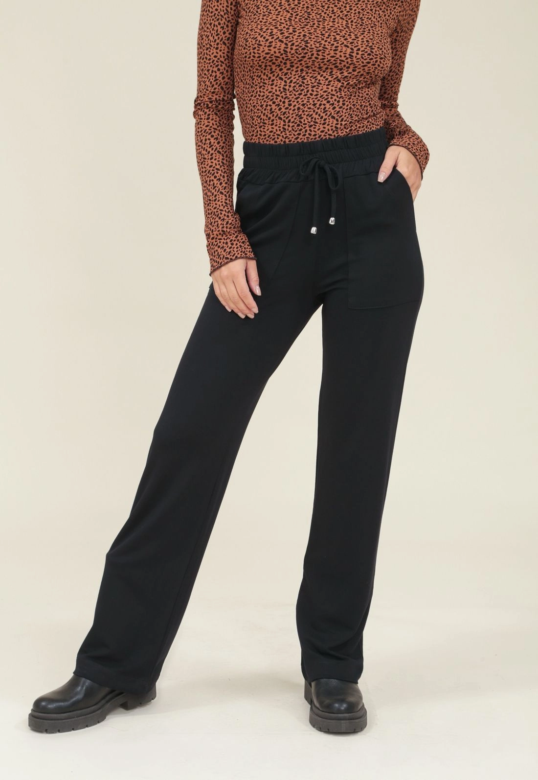 Calça Molecotton Wide Leg Com Bolso