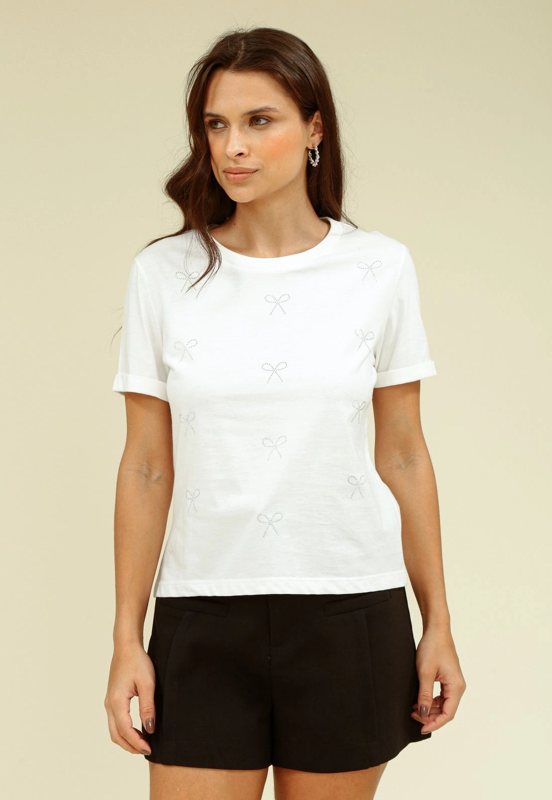 Blusa Em Meia Malha Com Aplique Strass Laço