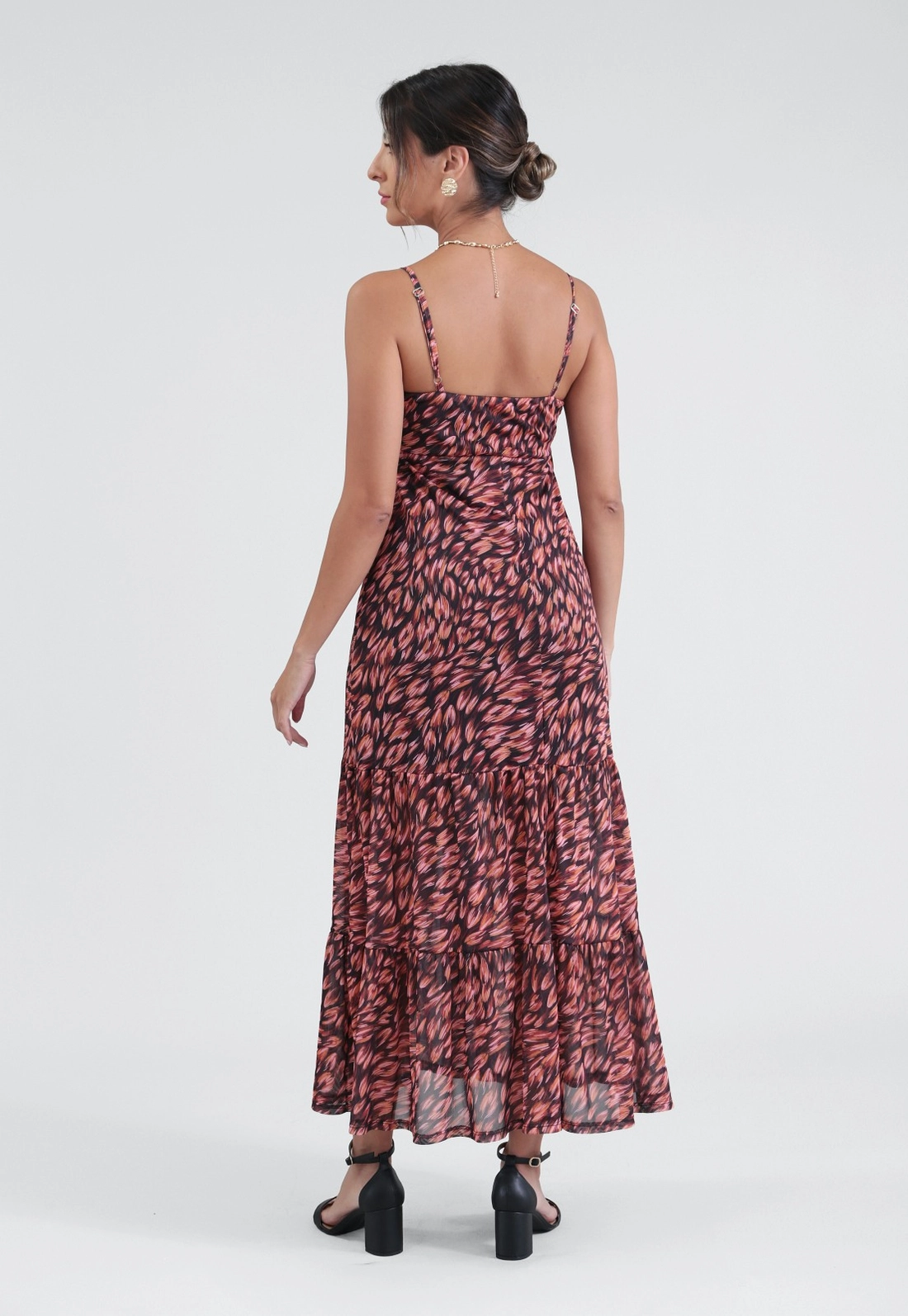 Vestido Em Tule Estampado Com Alça E Busto Torcido