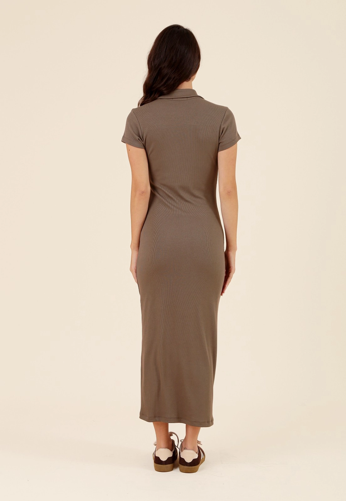 Vestido Polo Midi Em Malha Canelada