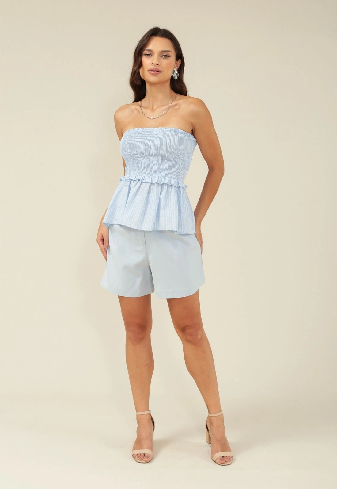 Blusa Em Algodão Com Decote Reto Com Lastex