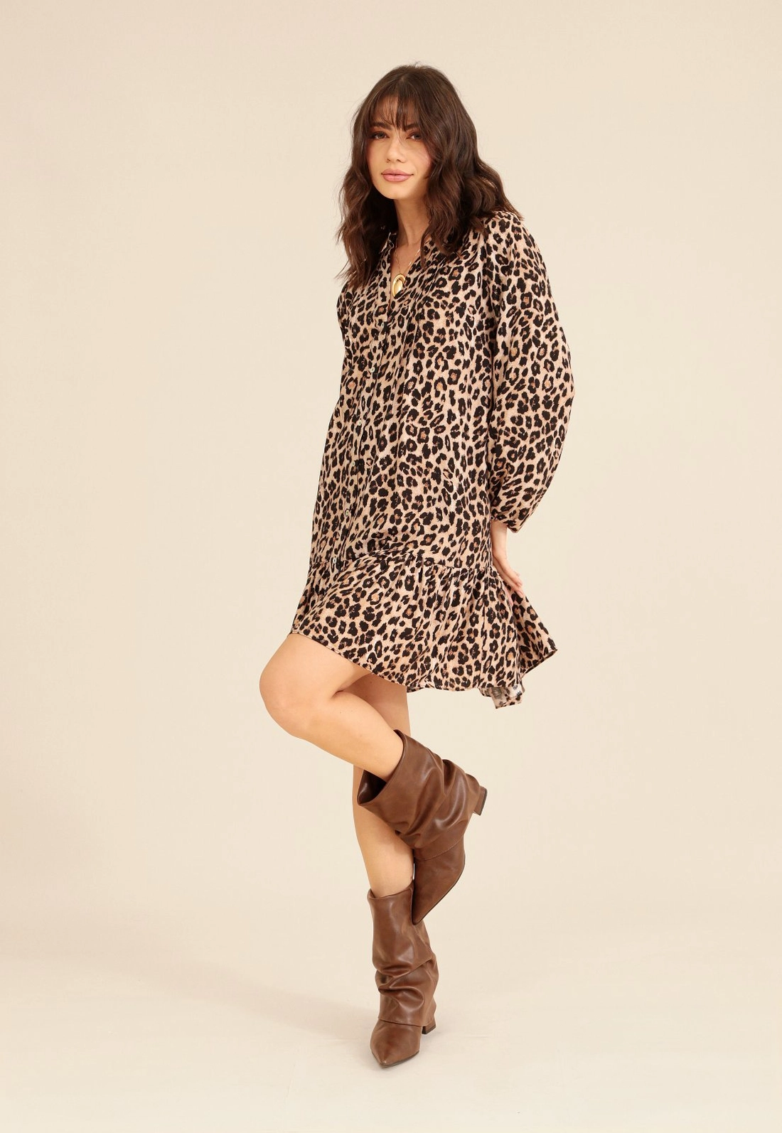 Vestido Curto Manga Longa Gola Padre Animal Print