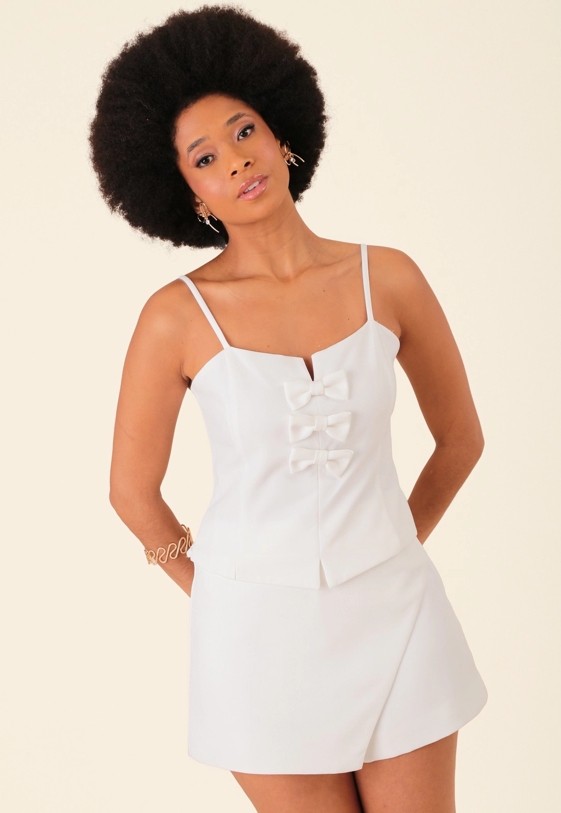 Short Saia Transpasse Frontal Em Alfaiataria