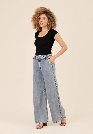 Calça Jeans Wide Leg Azul Claro