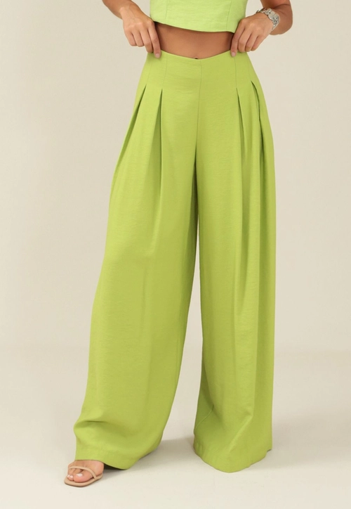 Calça Alfaiataria Pantalona Com Pregas