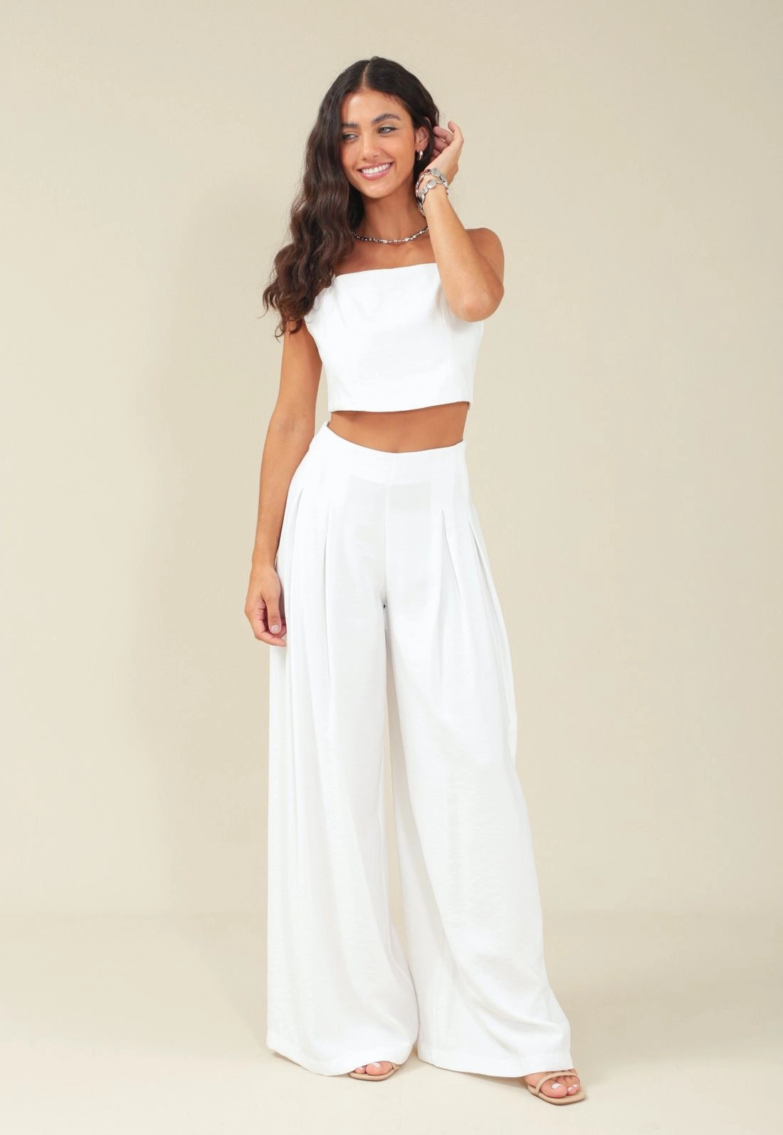 Calça Alfaiataria Pantalona Com Pregas