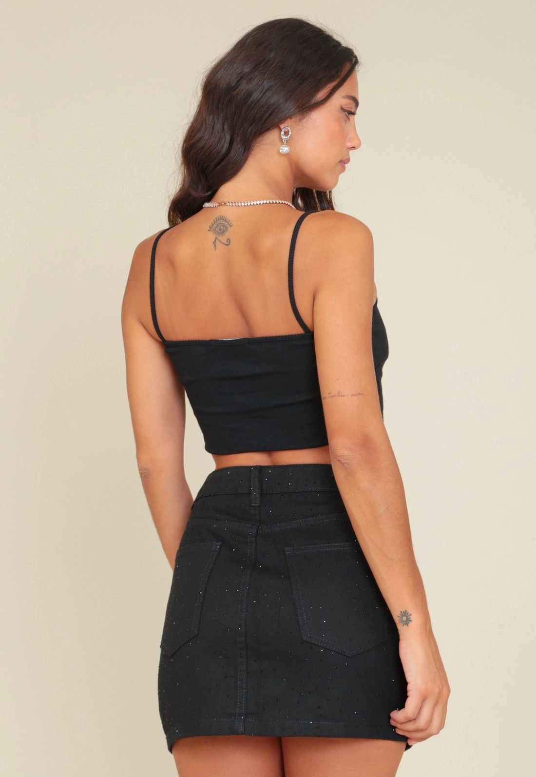 Saia Curta Em Jeans Black Com Aplicação De Strass