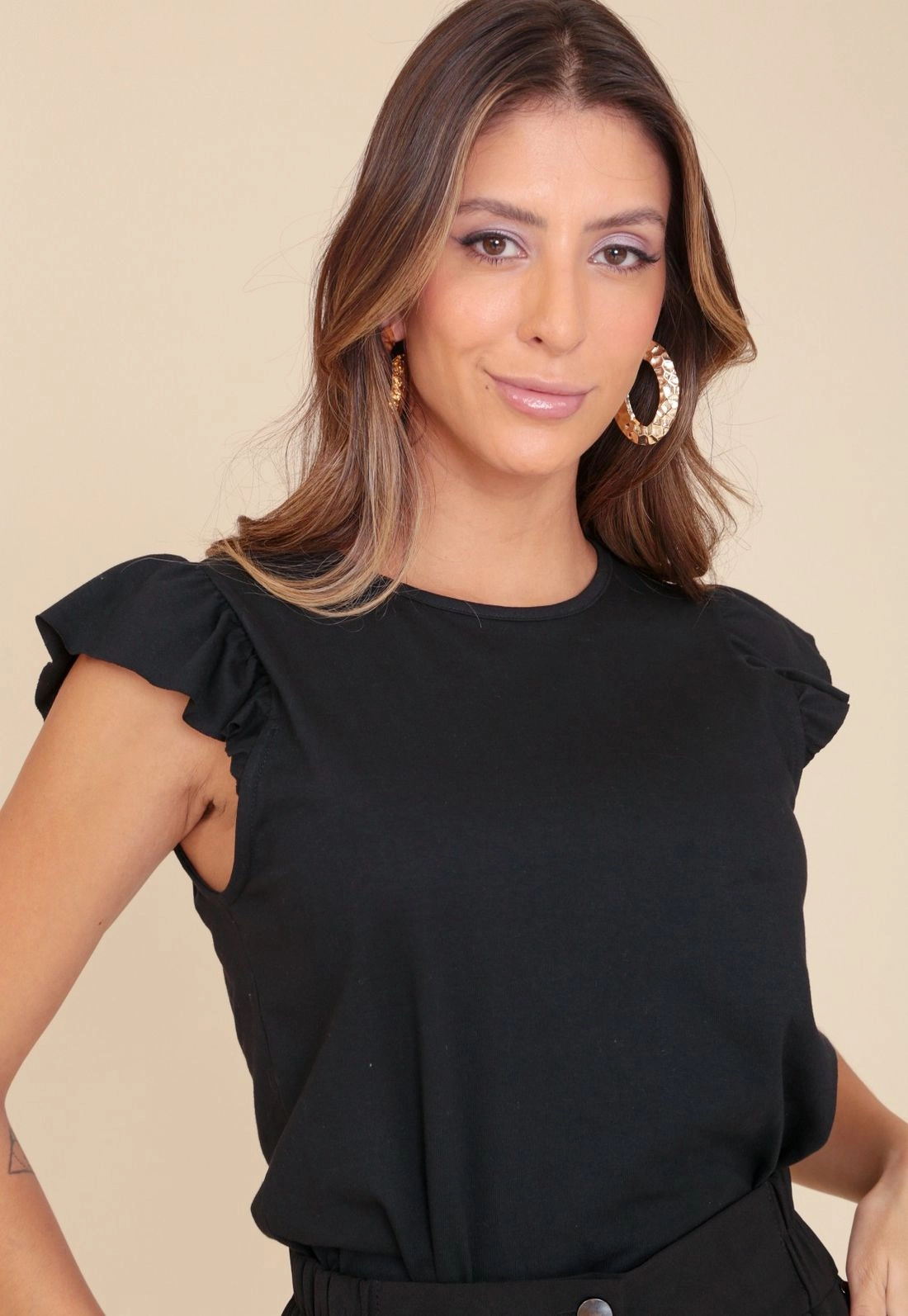 Blusa Em Meia Malha Com Babados Na Manga