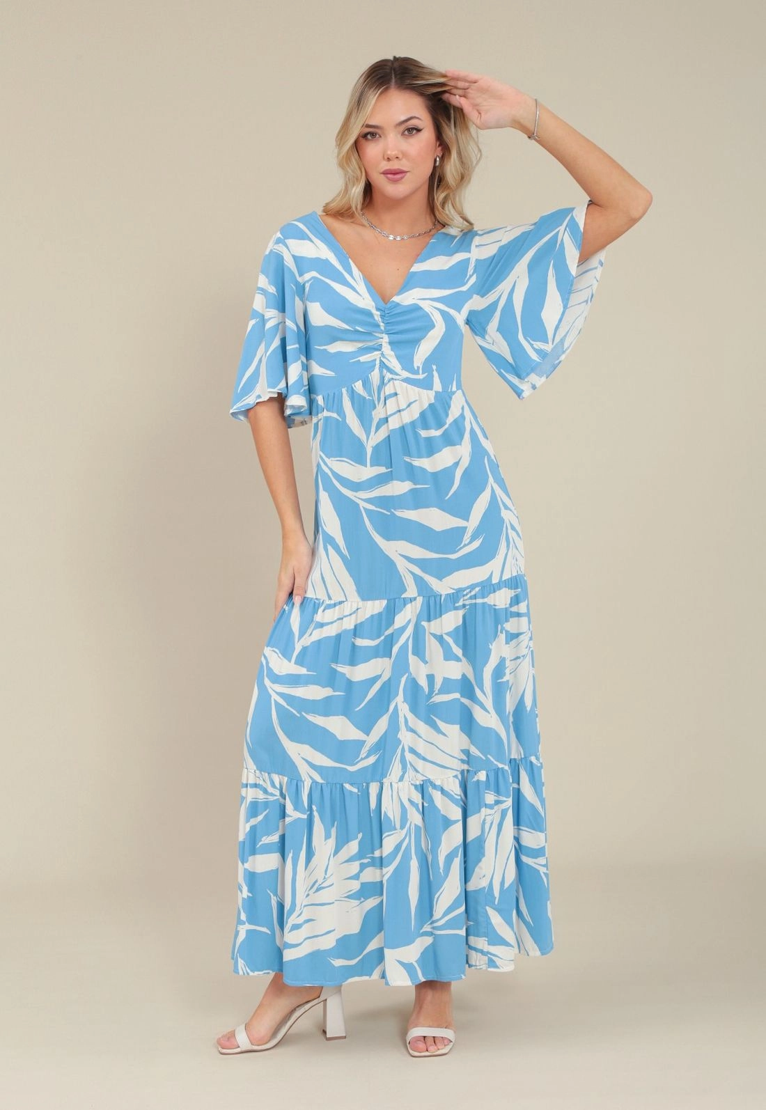 Vestido Evasê Midi Em Viscose Mangas Amplas Estampa Folhagem Azul