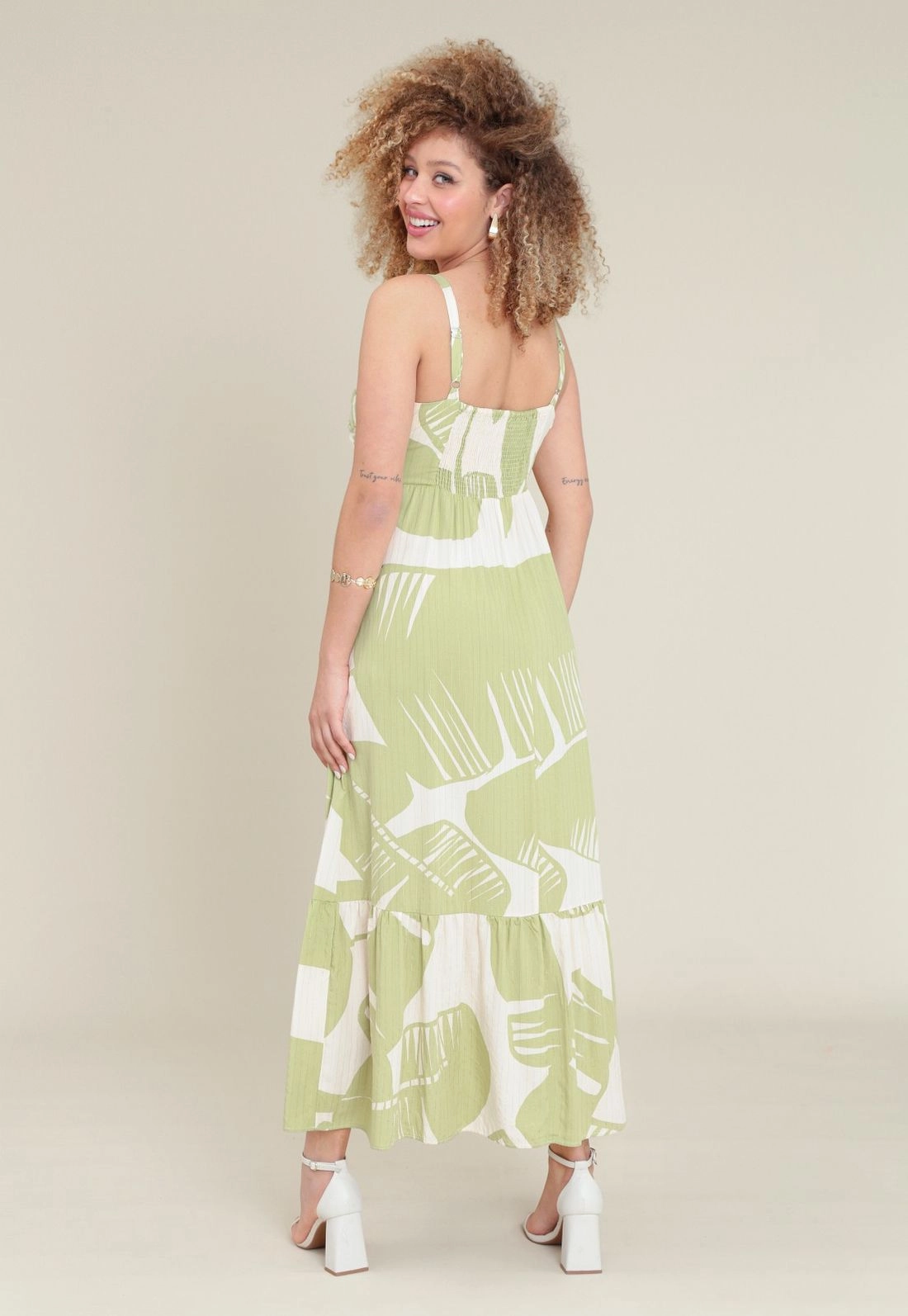 Vestido Midi Em Viscose Com Lurex Estampa Folhagem
