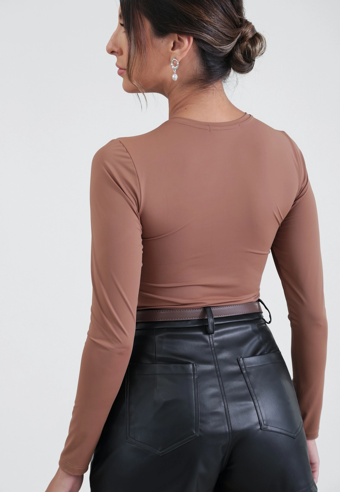 Blusa Em Poliamida Manga Longa Básica