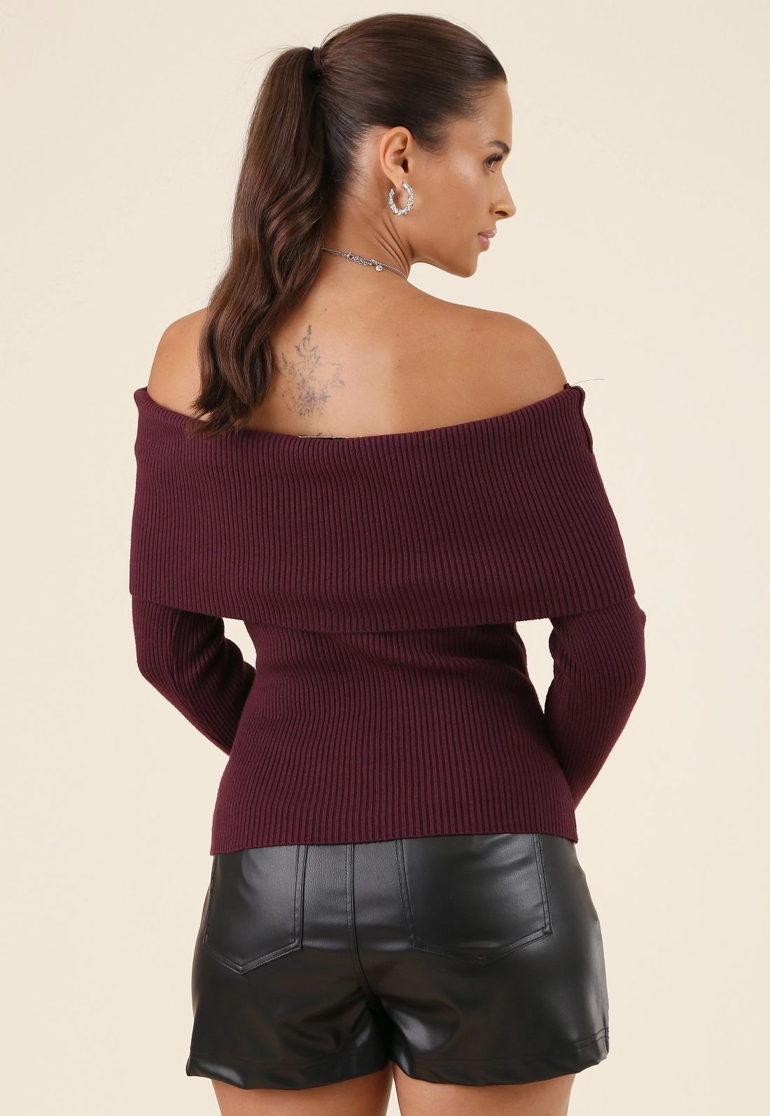 Blusa Tricô Canelado Ombro A Ombro Manga Longa