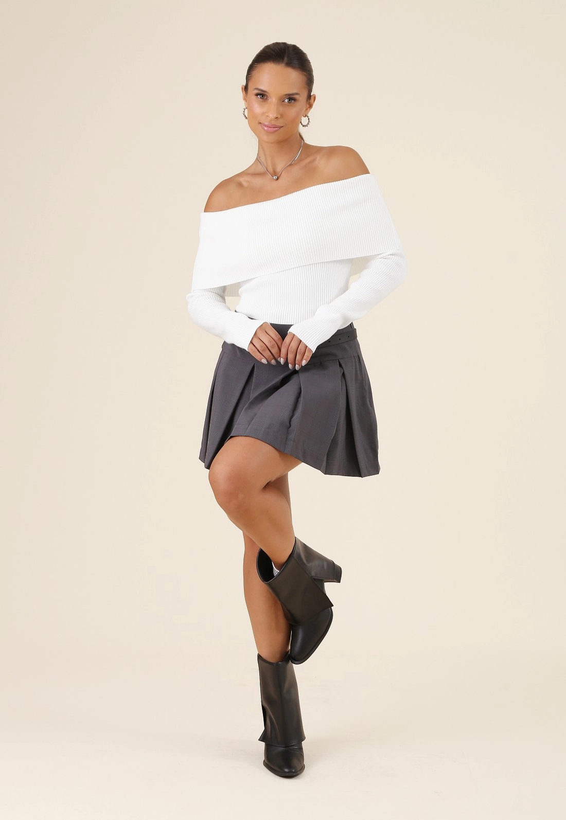 Blusa Tricô Canelado Ombro A Ombro Manga Longa