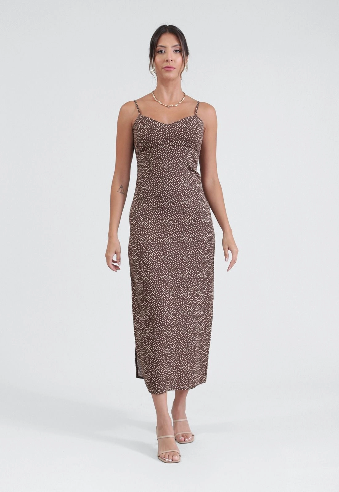 Vestido Midi Alça Em Viscose Poá Marrom