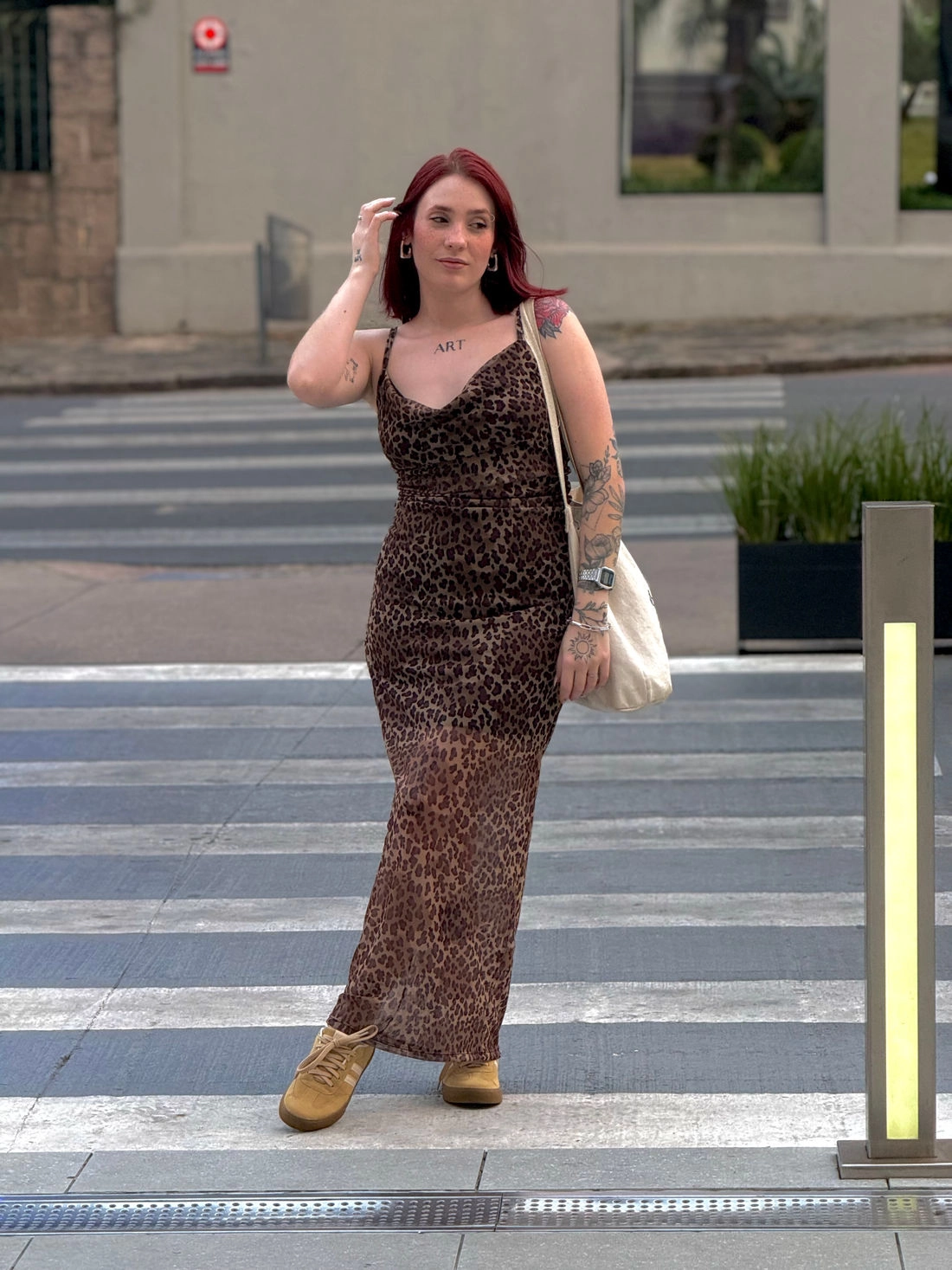 Vestido Midi Tule Alça Estampa Leopardo
