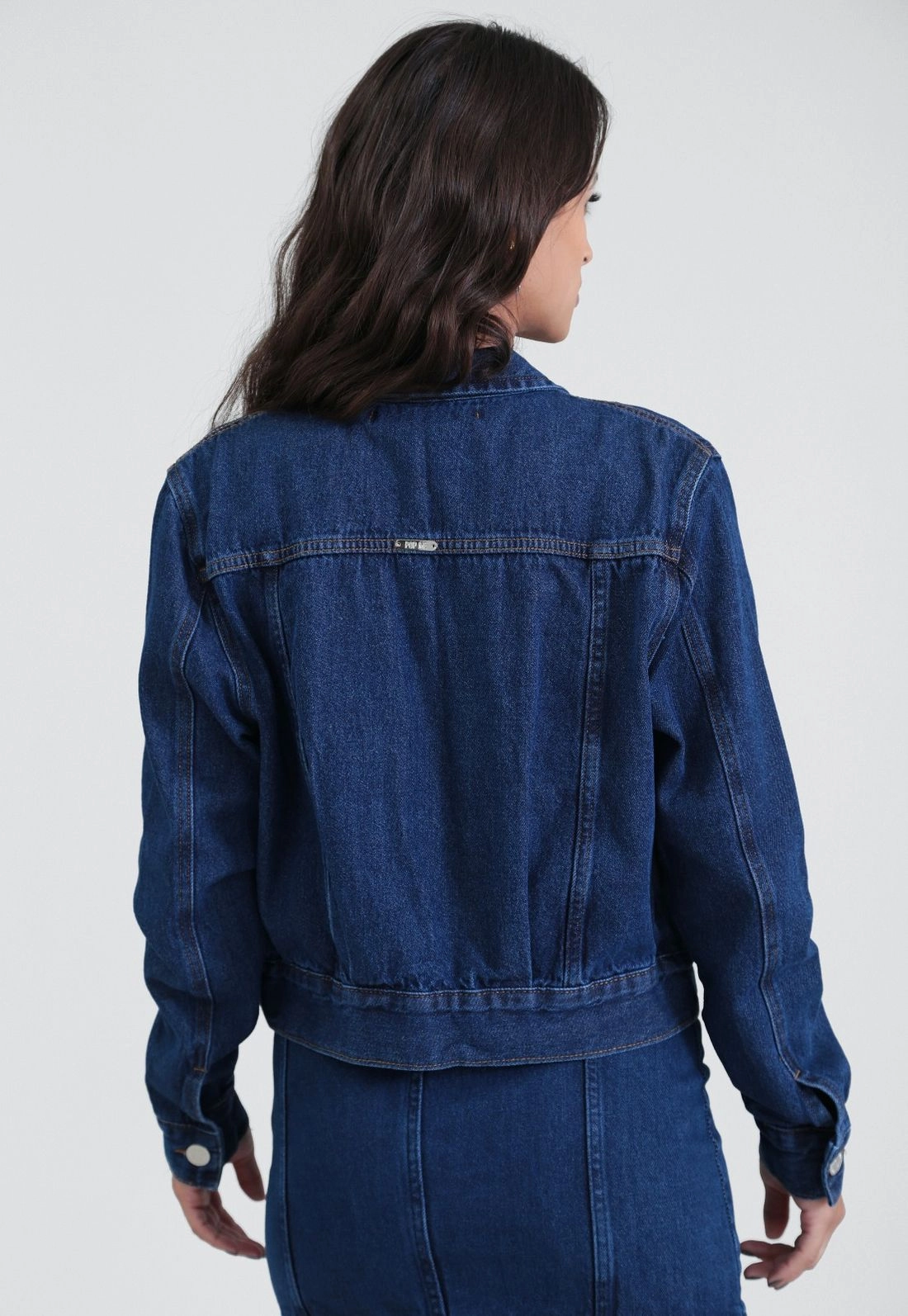 Jaqueta Jeans Com Bolso Azul Escuro