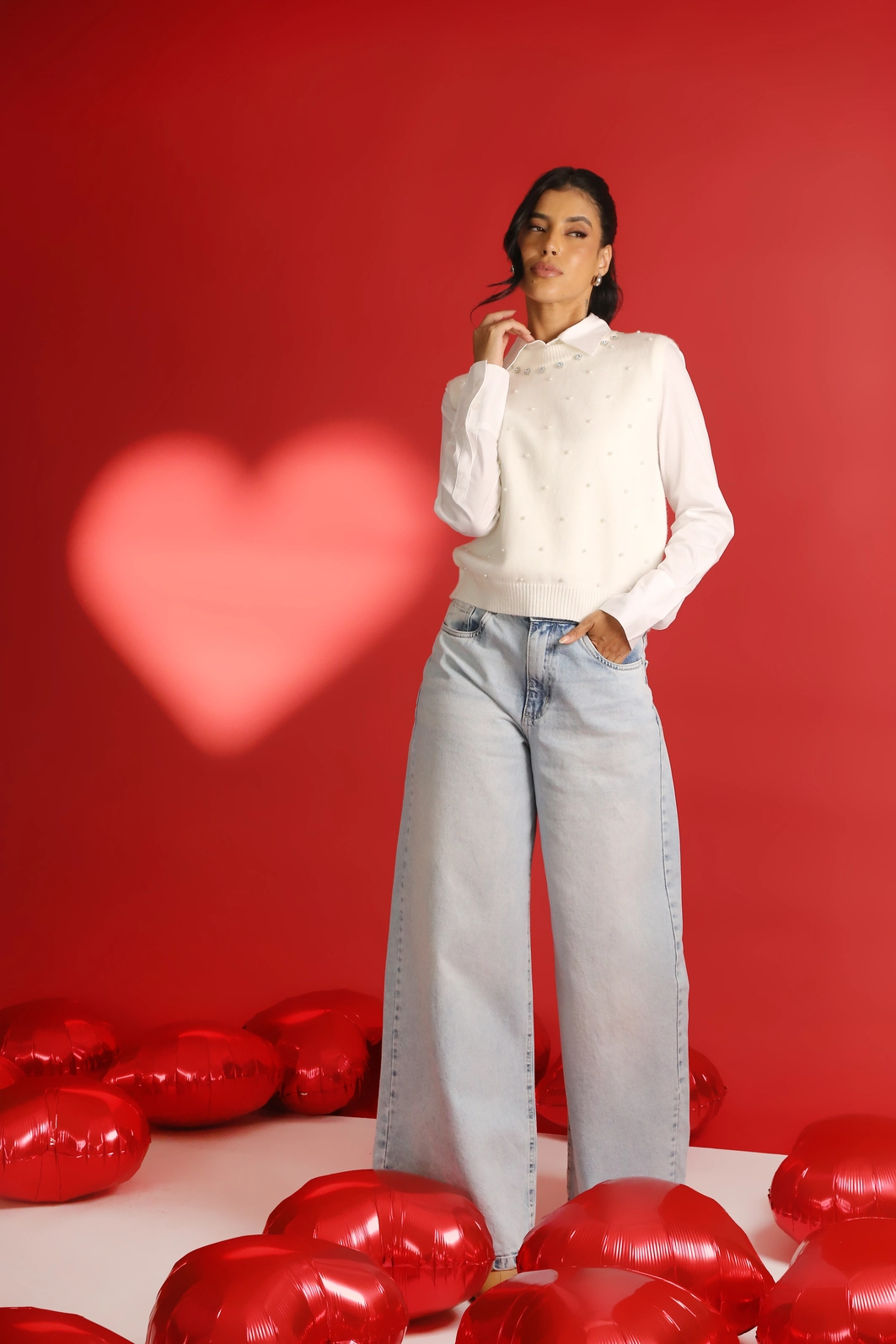 Blusa Tricô Sem Manga Com Strass e Pérolas
