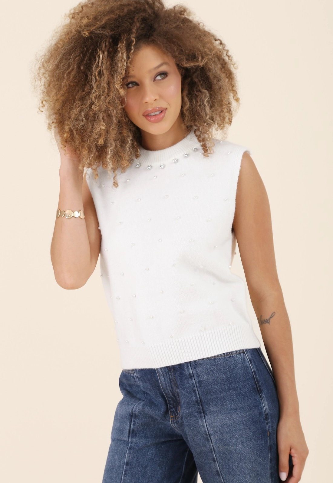 Blusa Tricô Sem Manga Com Strass e Pérolas