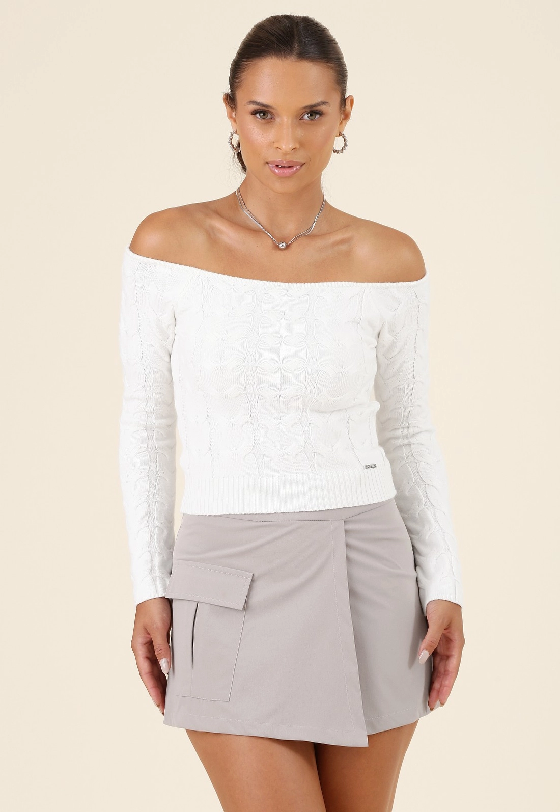 Blusa Tricô Manga Longa Ombro A Ombro Tranças