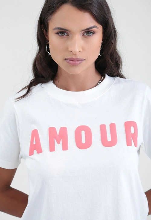 T-Shirt Em Meia Malha Manga Curta Amour