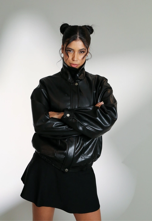 Jaqueta Oversized Barra Elástico Em Pu