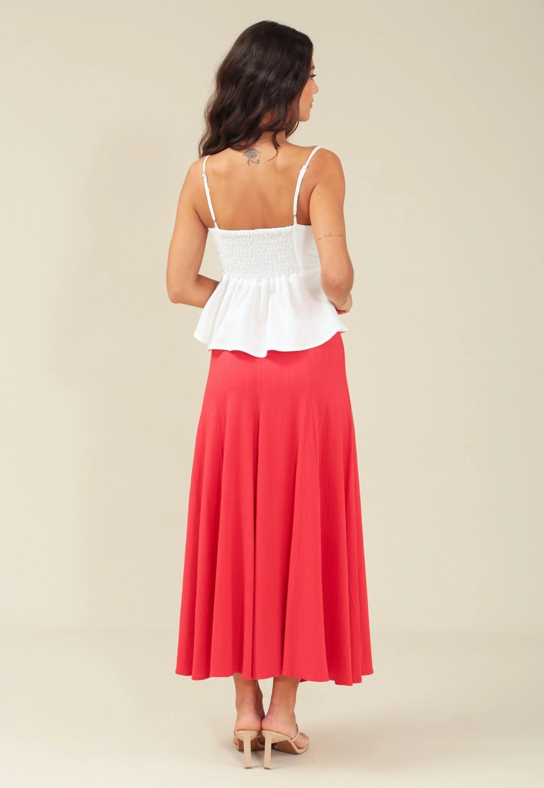 Saia Midi Evasê Em Viscose Com Recortes