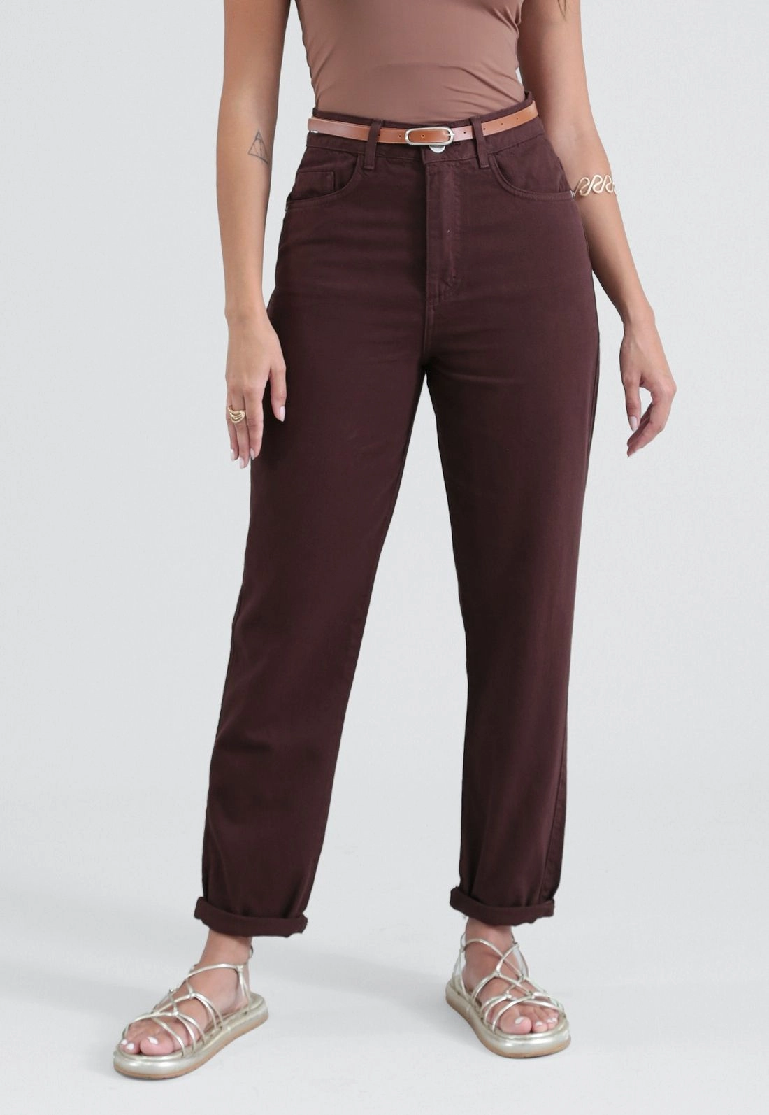 Calça Sarja Mom Com Cinto