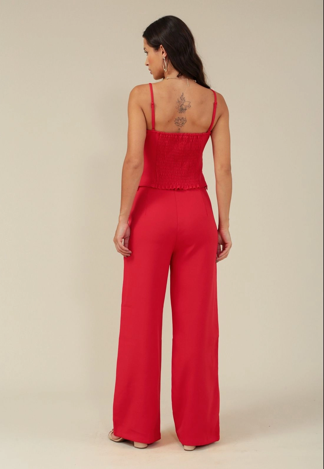 Calça Wide Leg Com Bolso Faca Em Alfaiataria