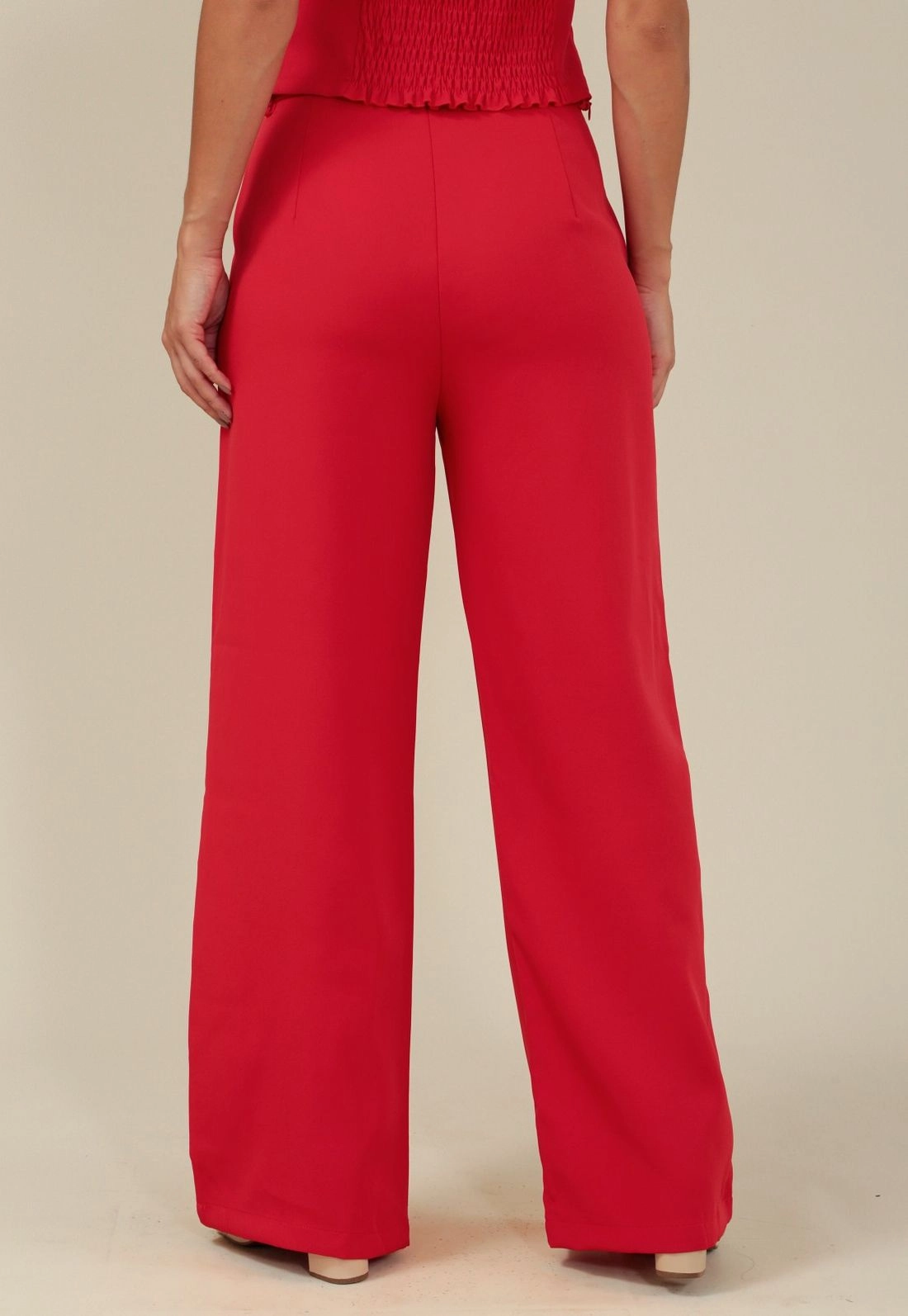 Calça Wide Leg Com Bolso Faca Em Alfaiataria