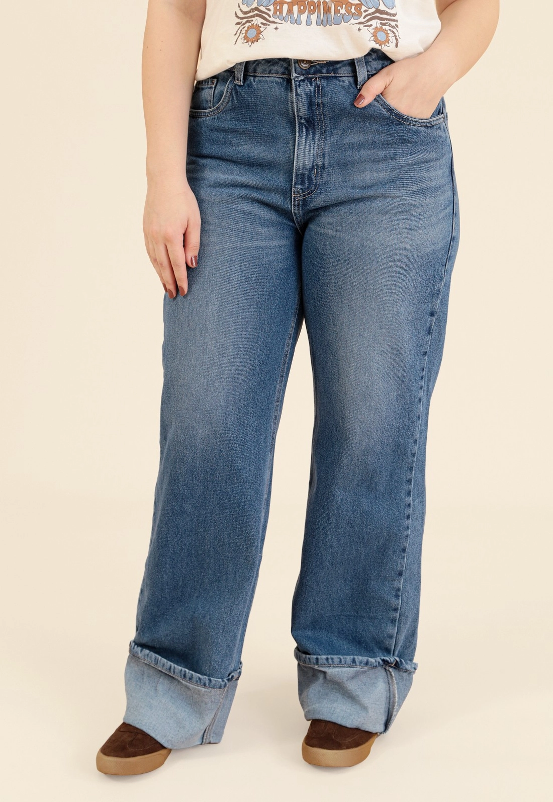 Calça Jeans Wide Leg Barra Virada