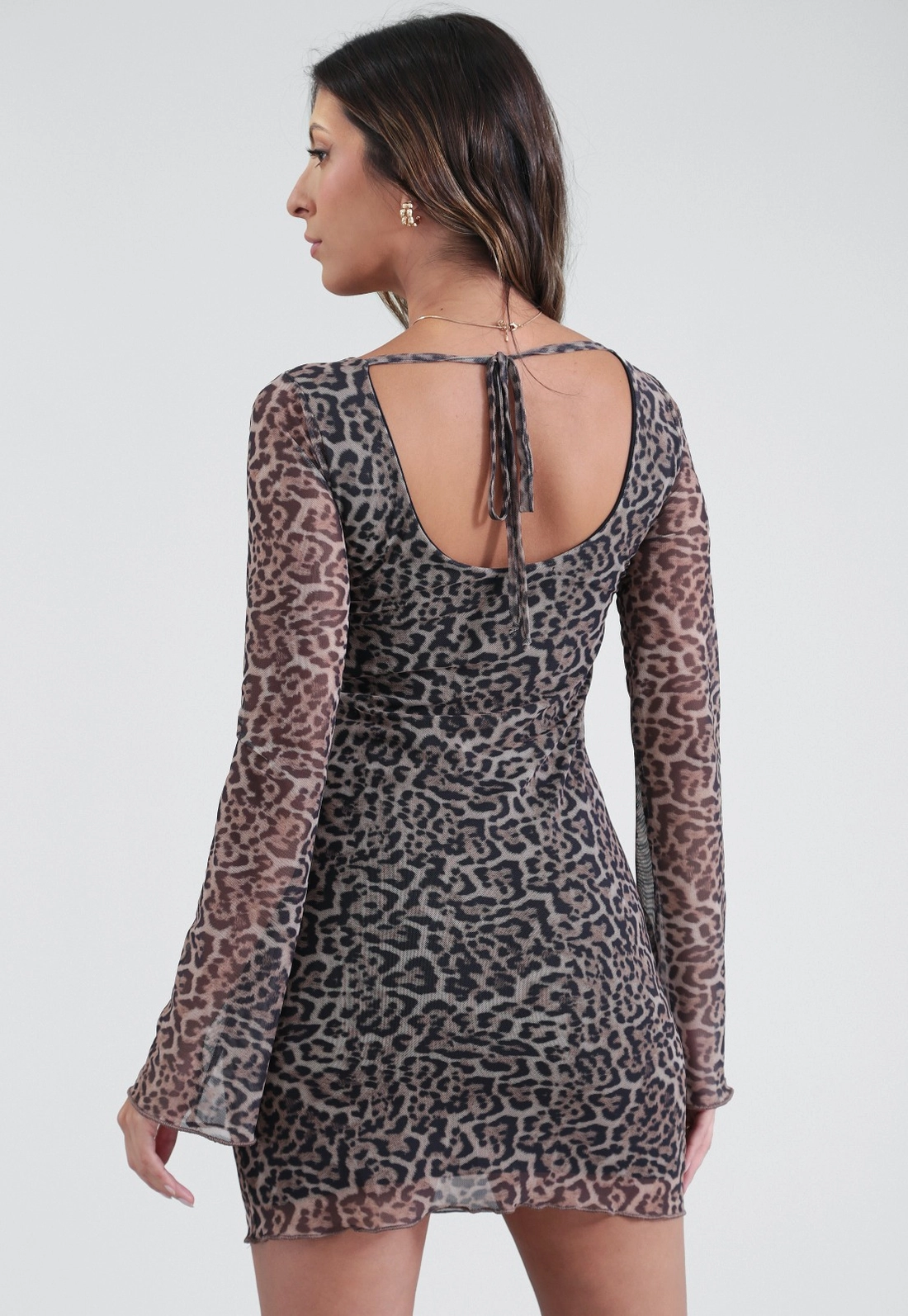 Vestido Curto Manga Longa Em Tule Animal Print