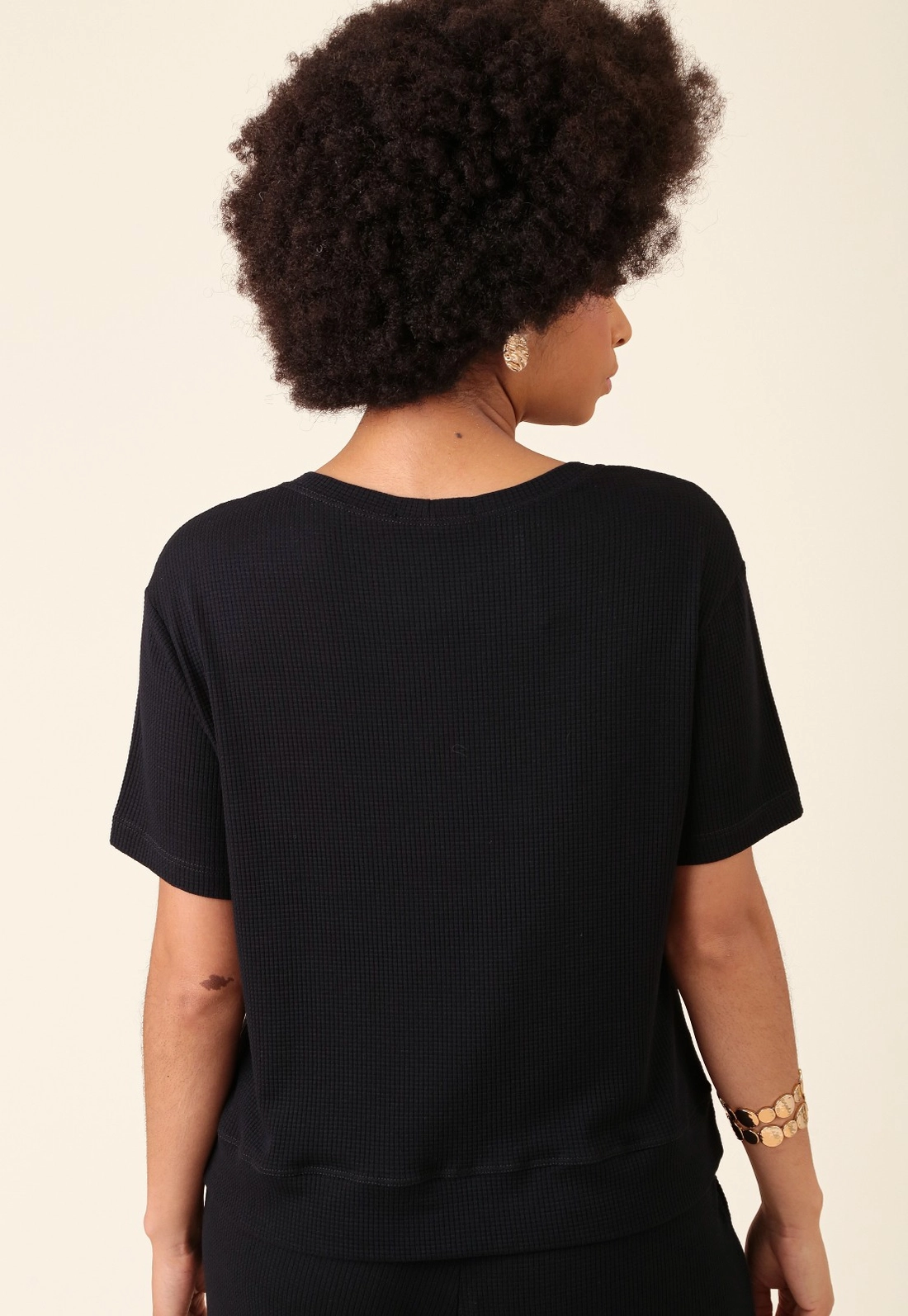 Blusa Em Malha Texturizada Manga Curta Abertura Lateral